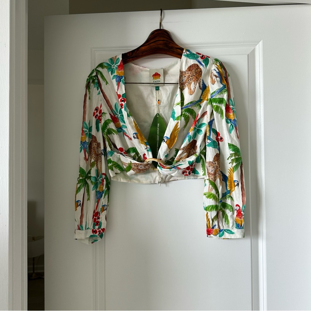 FARM Rio Multicolor Tropical Print Crop Top - Picture 3 of 9